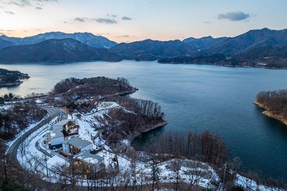 Jecheon The Shine Cheongpung Ξενοδοχείο Εξωτερικό φωτογραφία