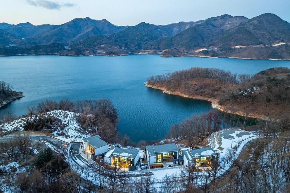 Jecheon The Shine Cheongpung Ξενοδοχείο Εξωτερικό φωτογραφία